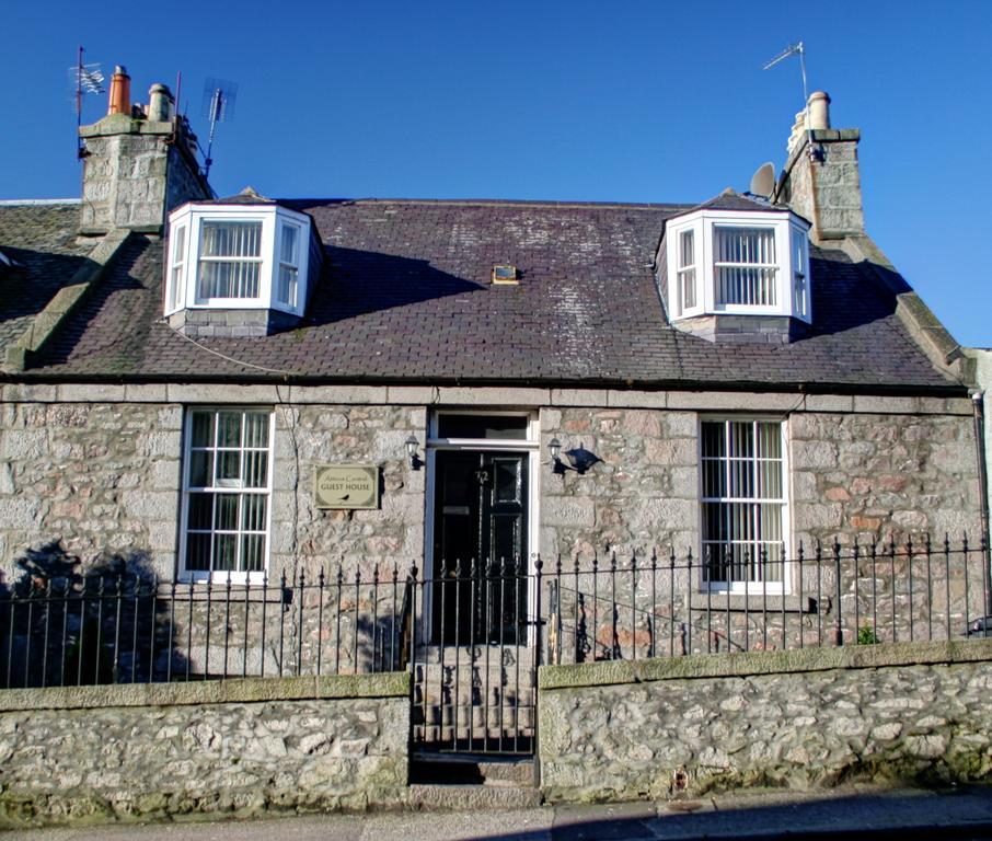 Atticus Central Guest House 애버딘 외부 사진